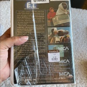 VHS Tape ET number 82864 Clamshell NIP